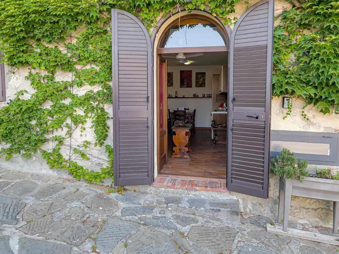 La Casina Di Rosi Vivere Nellantico Borgo Castiglione della Pescaia Exterior photo